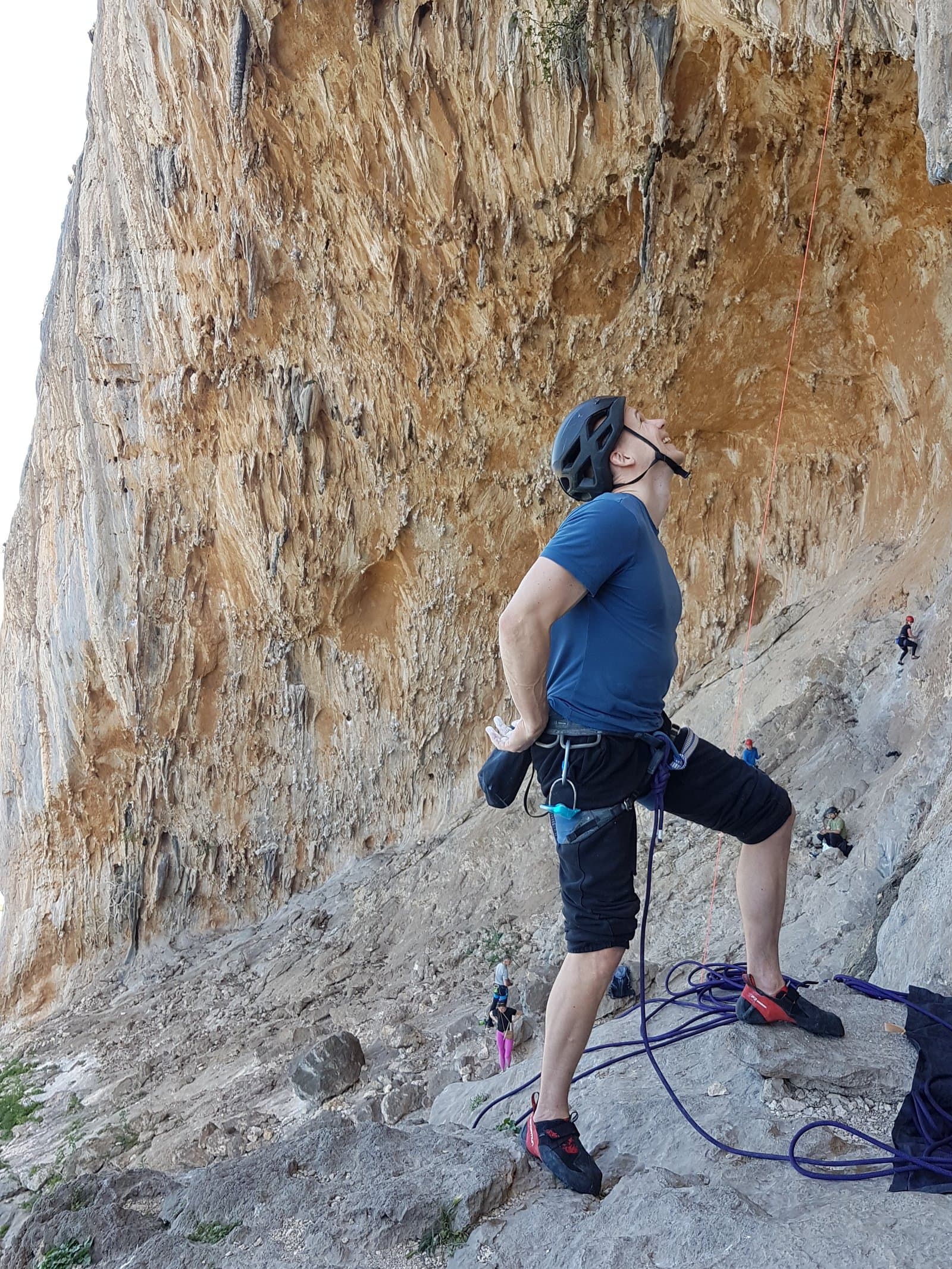 Tufa climbing in Grande Grotta